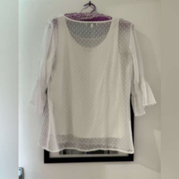 Table Eight size 8 sheer top with polka dot three-quarter sleeve with ruffle - Picture 2 of 4